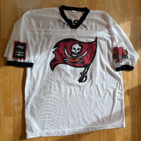 Tampa Bay Buccaneers Jersey and Flag - Picture 2 of 5